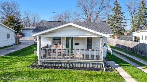 707 E Walker St, Saint Johns, MI 48879 photo 26