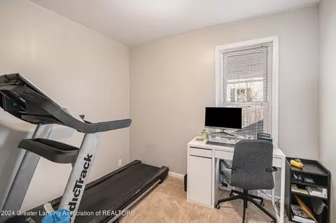 707 E Walker St, Saint Johns, MI 48879 photo 18