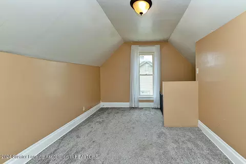 608 E State St, Saint Johns, MI 48879 photo 17