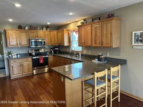 1261 Harvest Moon Way, Saint Johns, MI 48879