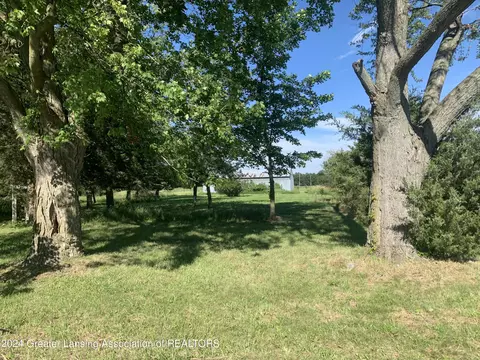 6337 Sherman Rd, Charlotte, MI 48813