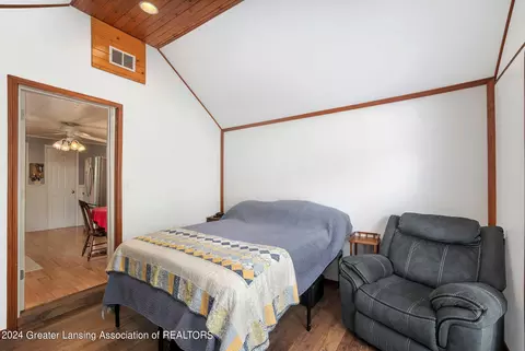 119 S Main St, Munith, MI 49259 photo 9