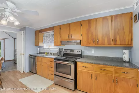 119 S Main St, Munith, MI 49259 photo 7