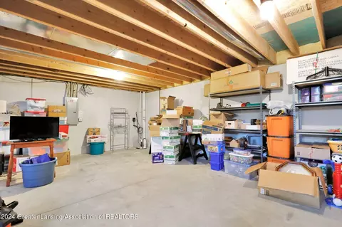 727 Fieldview Dr, Grand Ledge, MI 48837 photo 32
