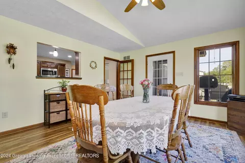 727 Fieldview Dr, Grand Ledge, MI 48837 photo 14