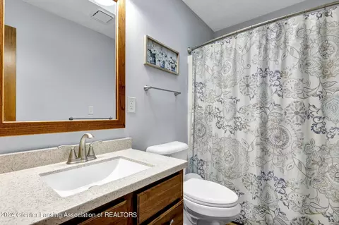 727 Fieldview Dr, Grand Ledge, MI 48837 photo 23