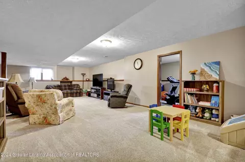 727 Fieldview Dr, Grand Ledge, MI 48837 photo 27