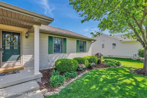 727 Fieldview Dr, Grand Ledge, MI 48837 photo 34