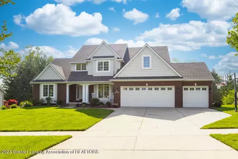 11742 Sara Ann Dr, Dewitt, MI 48820