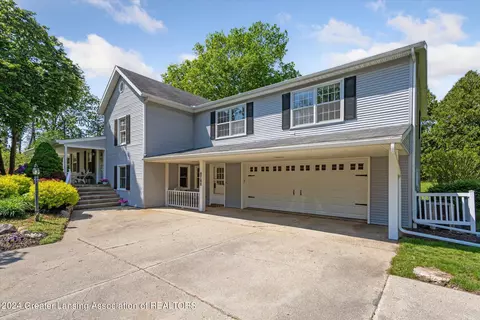 8788 Herbison Rd, Eagle, MI 48822