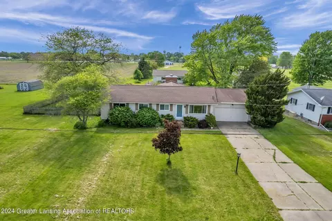 213 N Farr St, Ashley, MI 48806