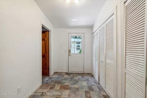 Entry Way - 10 E Sherwood Rd, Williamston, MI 48895 photo 5 of 5