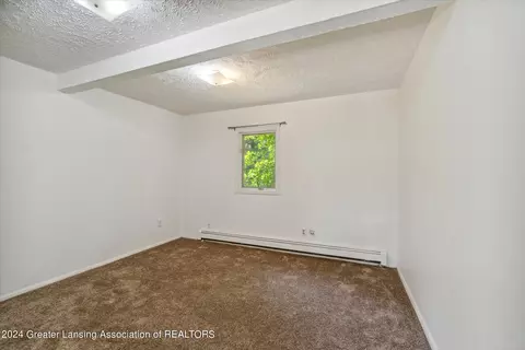 Bedroom - 10 E Sherwood Rd, Williamston, MI 48895 photo 4 of 6