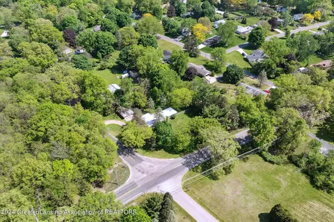 View/Area - 10 E Sherwood Rd, Williamston, MI 48895 photo 3 of 7