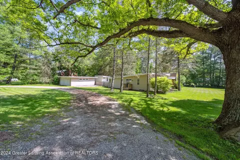 Exterior - 10 E Sherwood Rd, Williamston, MI 48895 photo 11 of 24