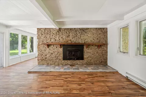 Living - 10 E Sherwood Rd, Williamston, MI 48895 photo 2 of 7