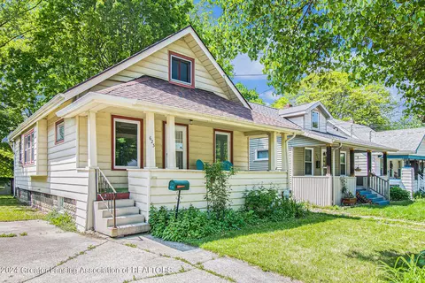 623 N Francis Ave, Lansing, MI 48912