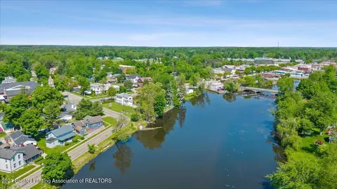 View/Area - 108 E Broad St, Eaton Rapids, MI 48827 photo 8 of 9