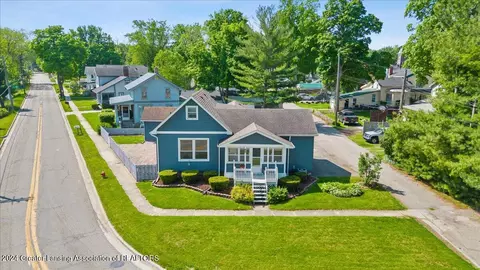 View/Area - 108 E Broad St, Eaton Rapids, MI 48827 photo 1 of 9