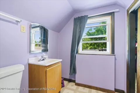 Bath - 108 E Broad St, Eaton Rapids, MI 48827 photo 1 of 1