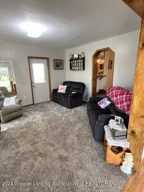 Living - 3375 E Wilson Rd, Ashley, MI 48806 photo 2 of 2