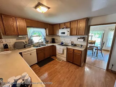 Kitchen - 3375 E Wilson Rd, Ashley, MI 48806 photo 1 of 3