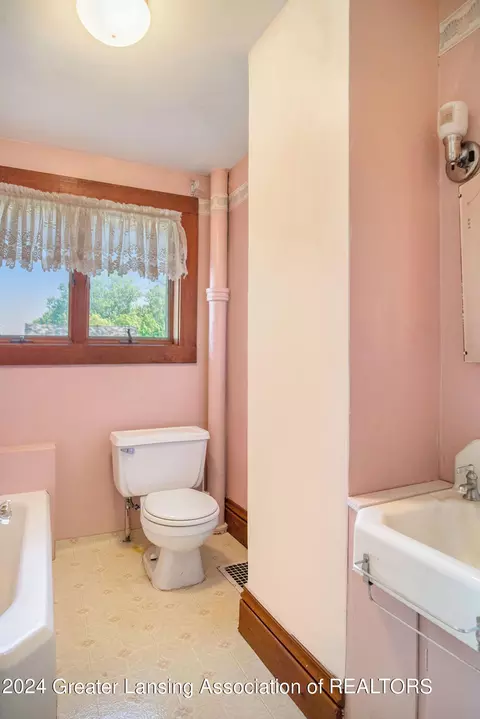 3516 Munson St, Lansing, MI 48917 photo 19
