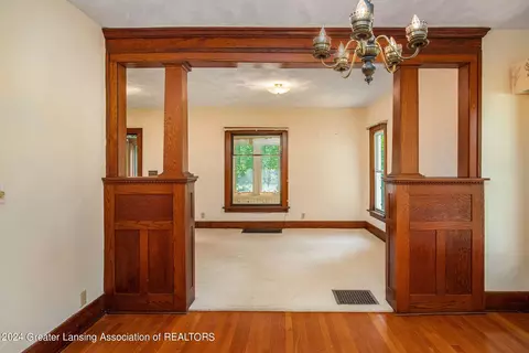 3516 Munson St, Lansing, MI 48917 photo 8