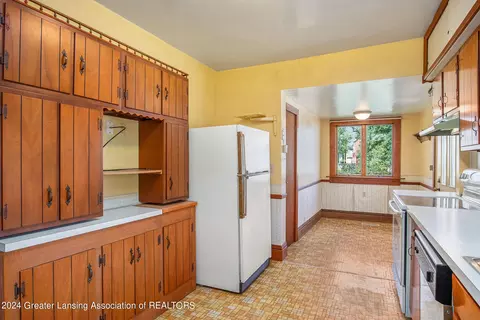 3516 Munson St, Lansing, MI 48917 photo 13
