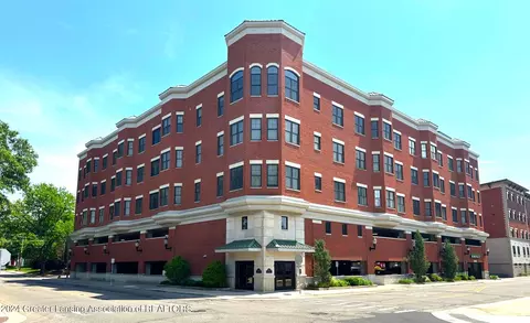 600 Albert Ave #404, East Lansing, MI 48823