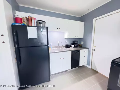 Kitchen - 4535 E Monroe St, Holt, MI 48842 photo 2 of 2