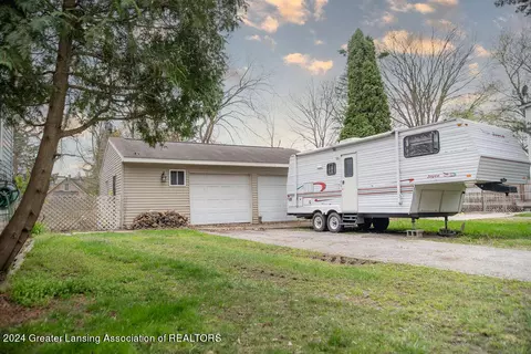 Exterior - 4535 E Monroe St, Holt, MI 48842 photo 2 of 3