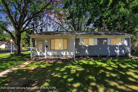 4101 Brighton Dr, Lansing, MI 48911