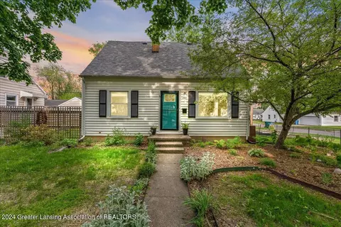 2211 Devonshire Ave, Lansing, MI 48910