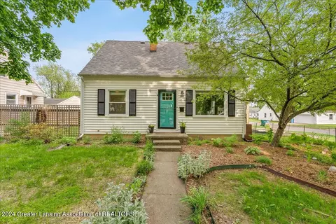 Exterior - 2211 Devonshire Ave, Lansing, MI 48910 photo 6 of 13