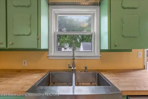 Kitchen - 2211 Devonshire Ave, Lansing, MI 48910 photo 2 of 2