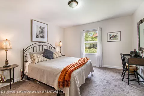 Bedroom - 5288 Haversham Dr, Haslett, MI 48840 photo 2 of 5