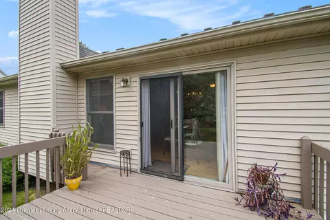 Exterior - 5288 Haversham Dr, Haslett, MI 48840 photo 4 of 6