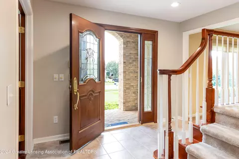Entry Way - 3580 Chippendale Dr, Okemos, MI 48864 photo 2 of 11