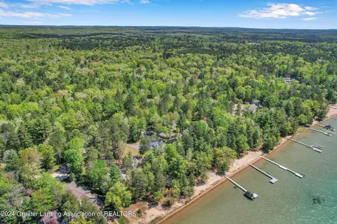 View/Area - 200 Flag Point Dr, Roscommon, MI 48653 photo 10 of 14