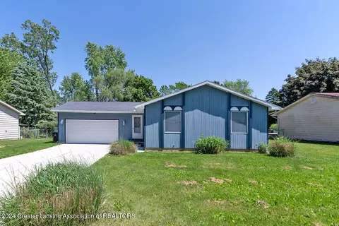 1001 Tindalaya Dr, Lansing, MI 48917