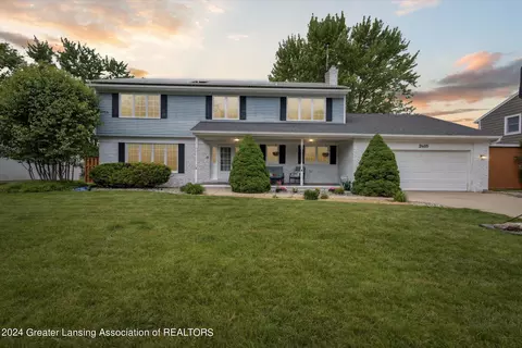 2405 Bollman Dr, Lansing, MI 48917