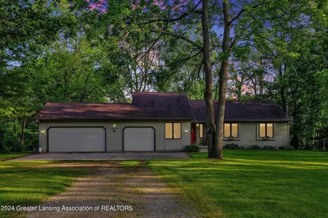 10082 W Holt Hwy, Dimondale, MI 48821