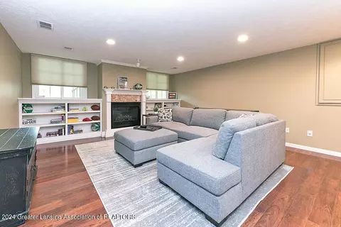Living - 5704 Shaw St #4, Haslett, MI 48840 photo 2 of 4