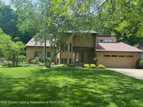 4067 Shoals Dr, Okemos, MI 48864