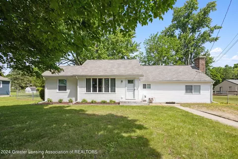 317 Leonard St, Eaton Rapids, MI 48827