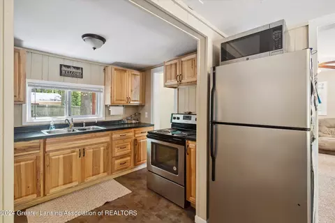 Kitchen - 223 Pingree St, Roscommon, MI 48653 photo 1 of 2