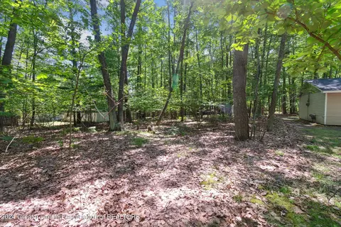 Exterior - 223 Pingree St, Roscommon, MI 48653 photo 9 of 9