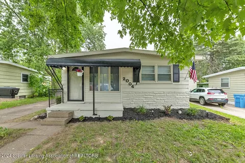 2004 Mary Ave, Lansing, MI 48910