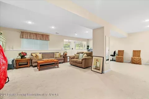 Other - 903 Oak Brook Dr, Jackson, MI 49203 photo 6 of 10